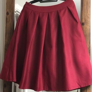 Deep Red mid length skirt. WITH POCKETS!!!